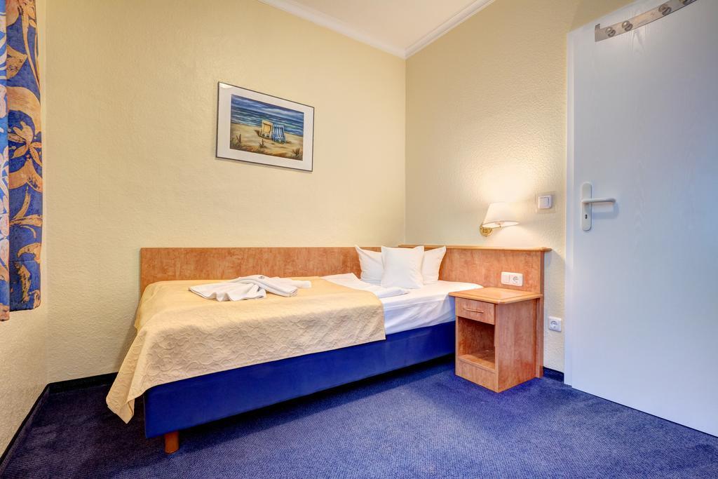 Haus Seeblick Hotel Garni & Ferienwohnungen Zinnowitz Room photo