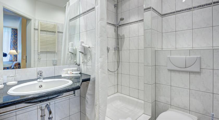 Haus Seeblick Hotel Garni & Ferienwohnungen Zinnowitz Room photo