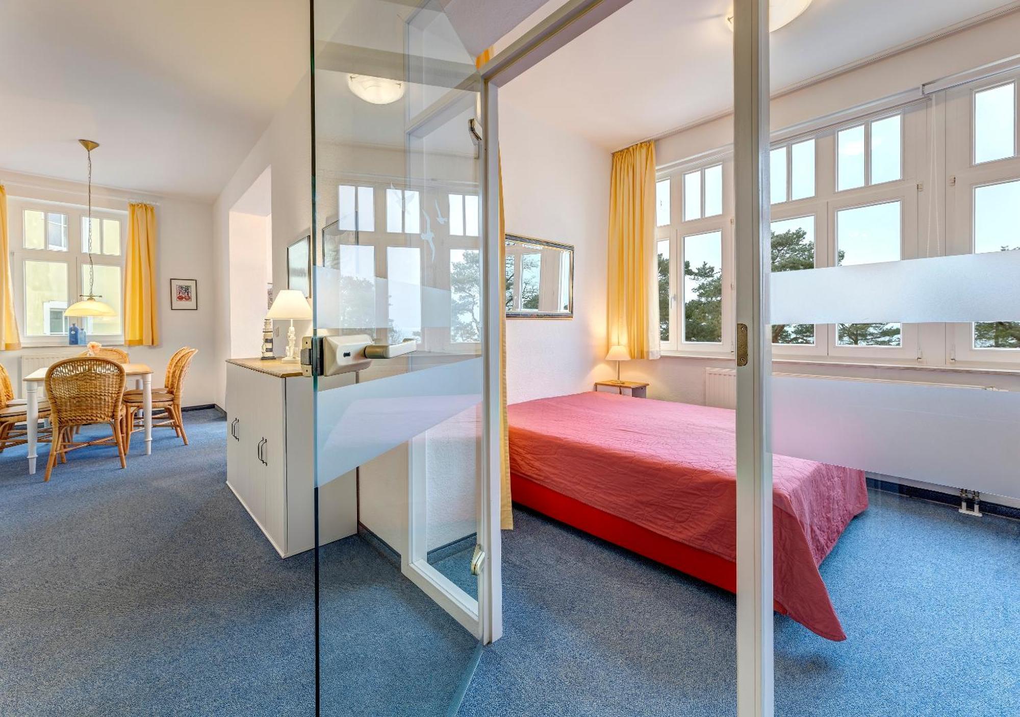 Haus Seeblick Hotel Garni & Ferienwohnungen Zinnowitz Exterior photo